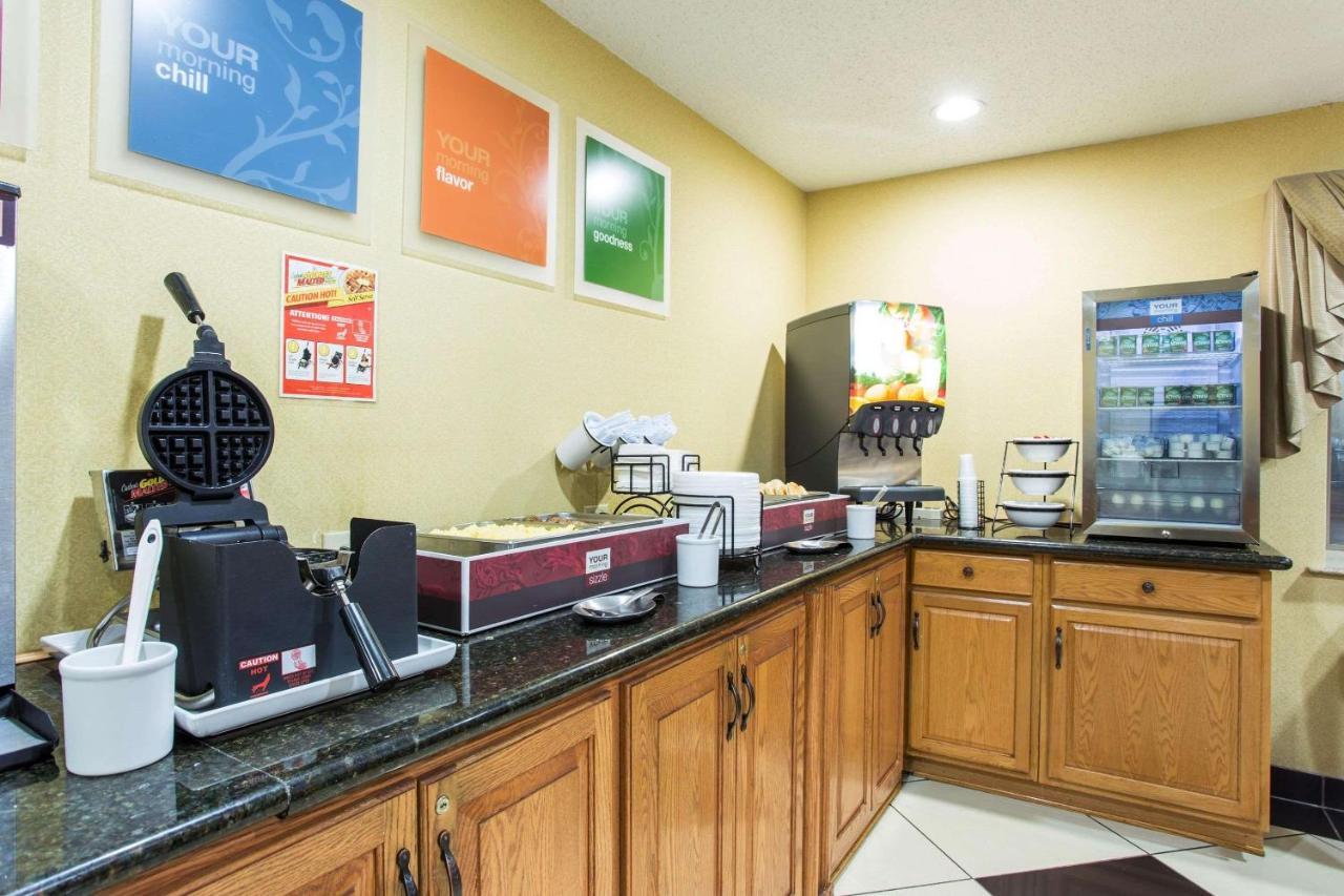 Comfort Inn Columbia-Bush River Екстер'єр фото