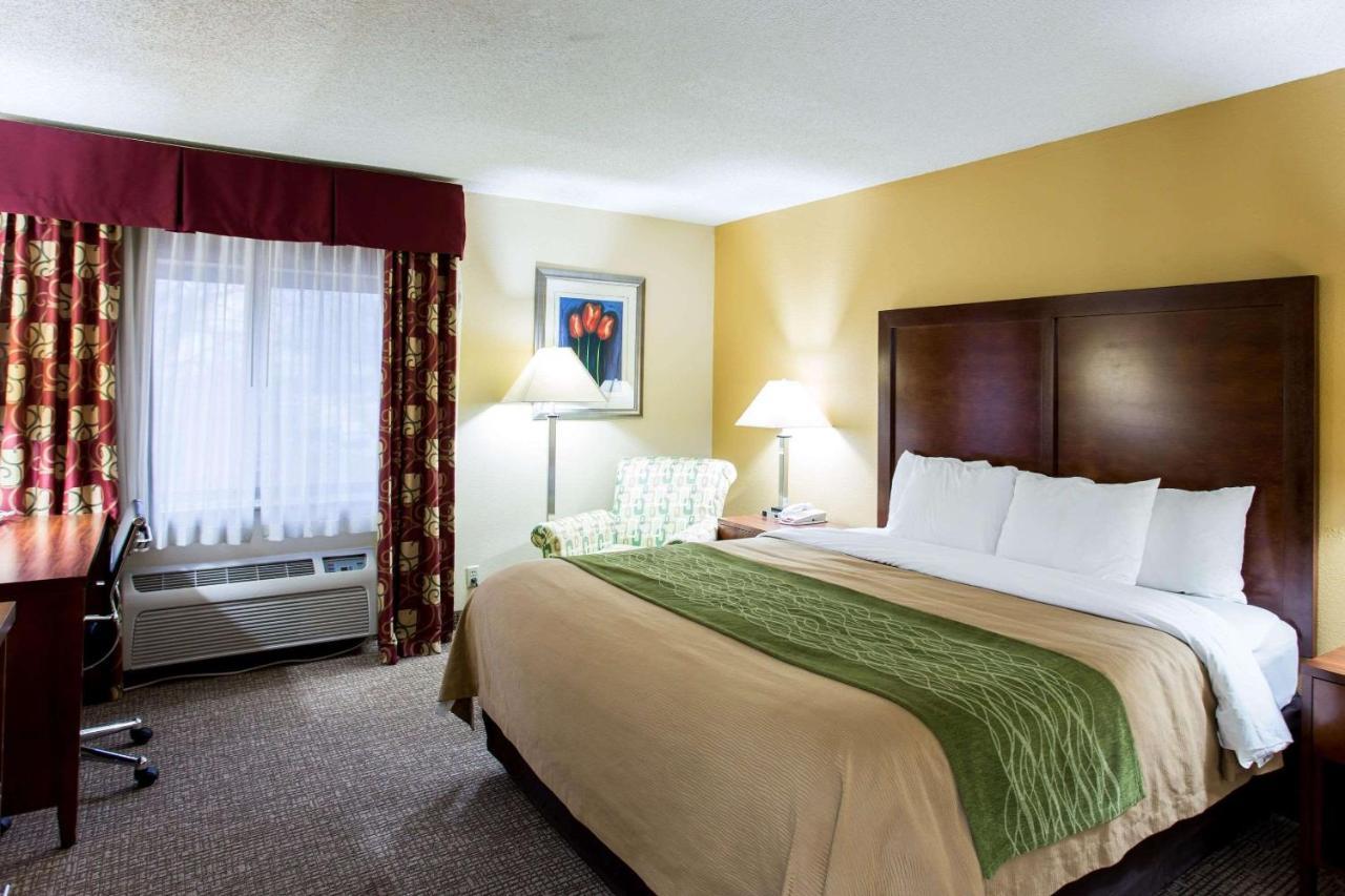 Comfort Inn Columbia-Bush River Екстер'єр фото