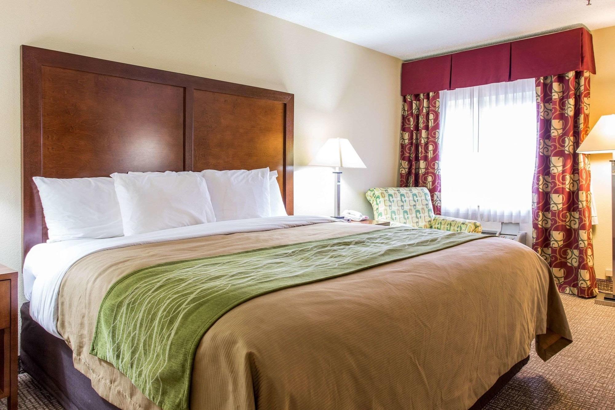 Comfort Inn Columbia-Bush River Екстер'єр фото