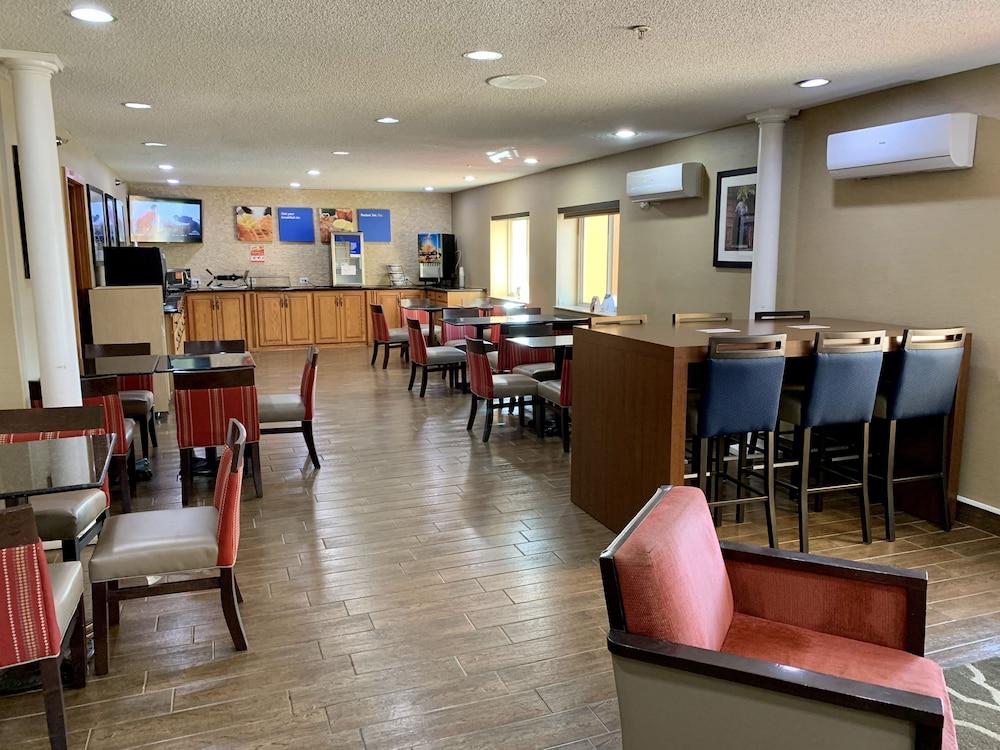 Comfort Inn Columbia-Bush River Екстер'єр фото
