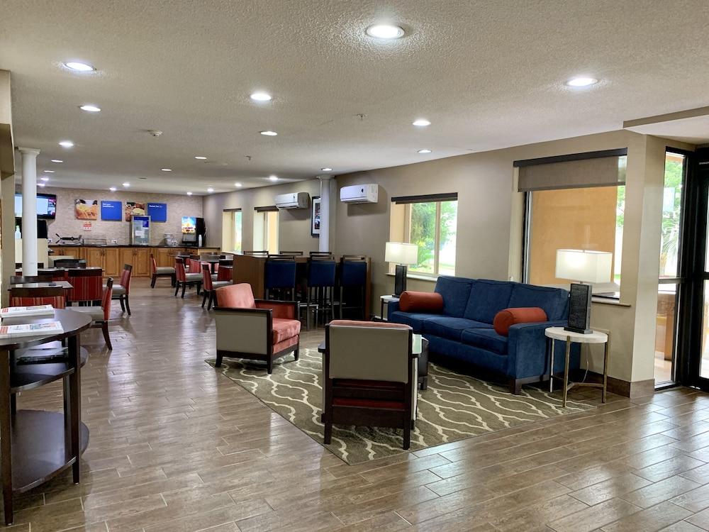 Comfort Inn Columbia-Bush River Екстер'єр фото