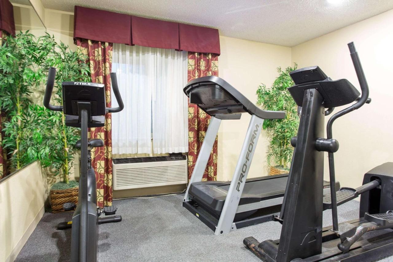 Comfort Inn Columbia-Bush River Екстер'єр фото