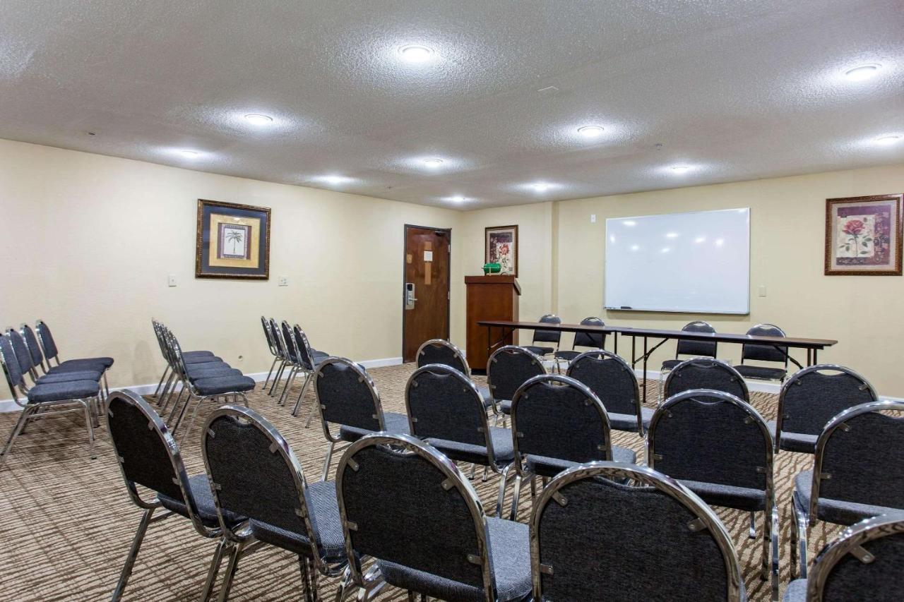 Comfort Inn Columbia-Bush River Екстер'єр фото